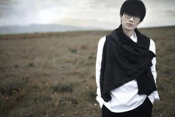 许嵩娱乐圈爆料视频,许嵩独家爆料，带你领略幕后真相  第2张